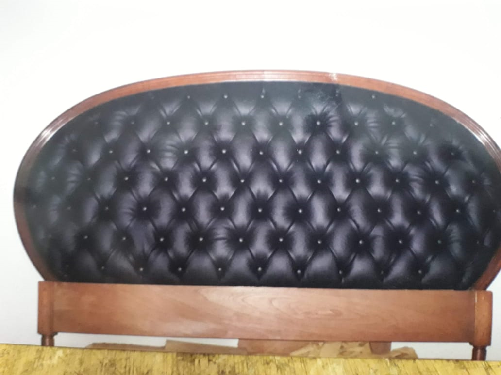 Confecção de almofadas e saias de cama